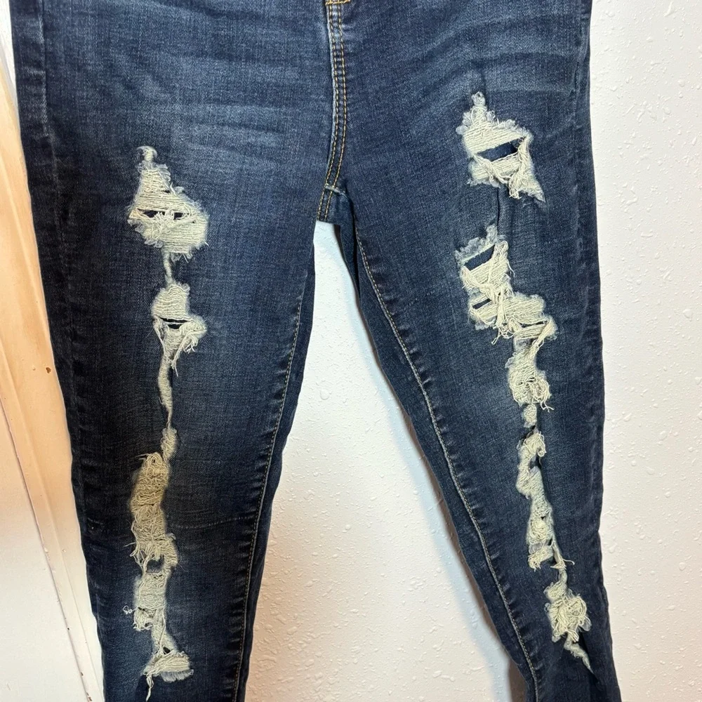 No Boundaries Dark Wash Distressed High-Rise Skinny Jeans - Picture 3 of 5